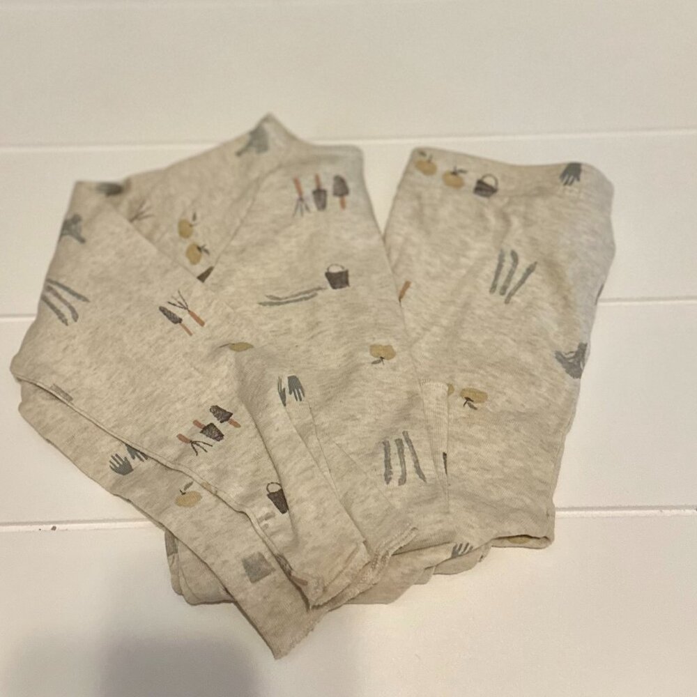 H&M Snug Fit printed organic cotton Pjs Size US 3T - Garden Theme